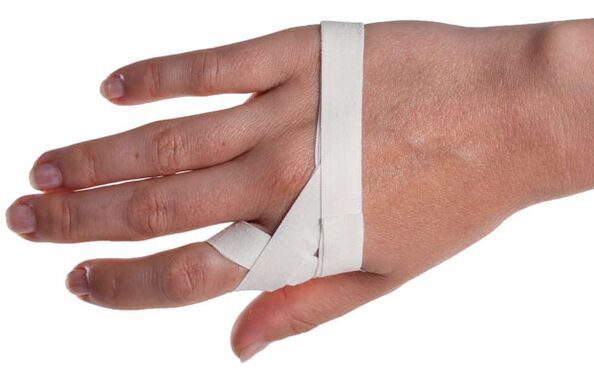 Fixarea unui deget pentru osteomielita post-traumatică